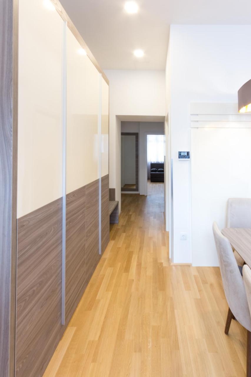 Appartement Debo Naehe Westbahnhof - Contactless Check In Wenen