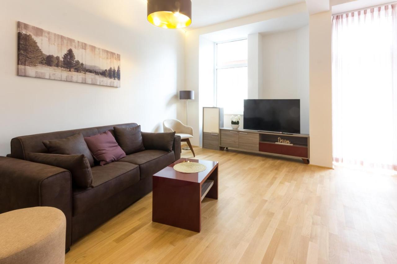 Debo Naehe Westbahnhof - Contactless Check In Appartement
